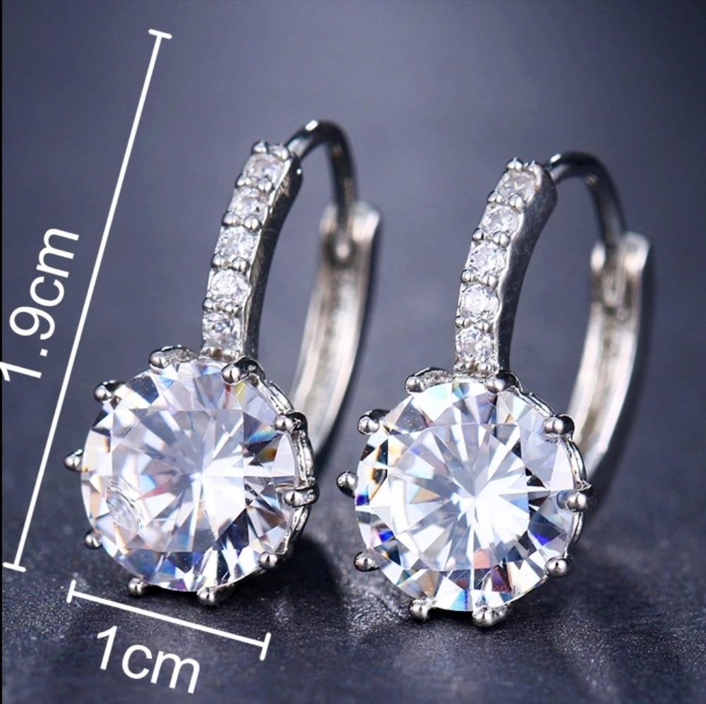 New Fashioned Silver Round Diamond Earrings - Picture 2 of 2
